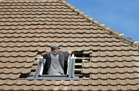 Pose de velux - Ferrières-sur-Sichon